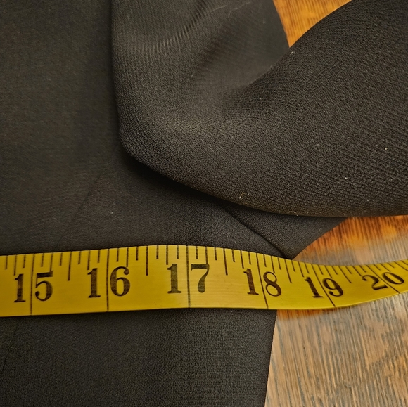 Tahari Arthur S. Levine Bolero Jacket with Silk Sleeve Cuffs - Picture 9 of 10